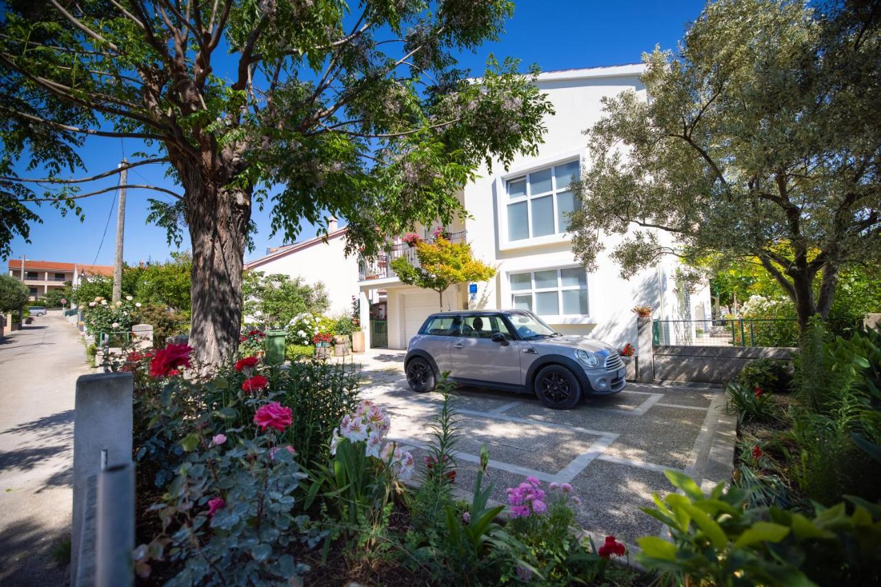 Girica Apartments Ζαντάρ Εξωτερικό φωτογραφία